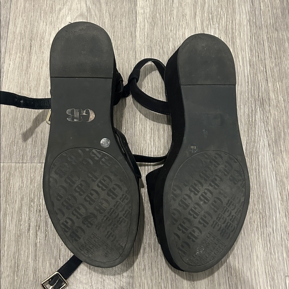 Gianni Bini Black platform sandals - Picture 5 of 6